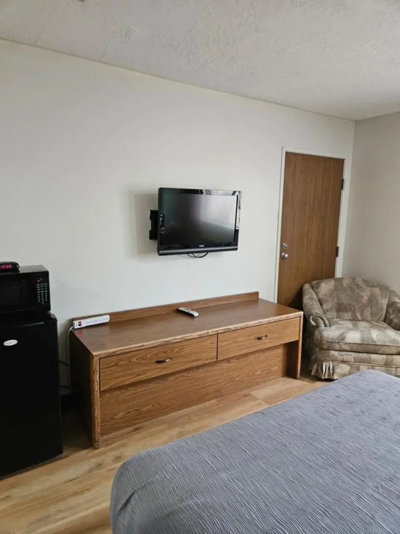 Super 8 Motel - Beaver