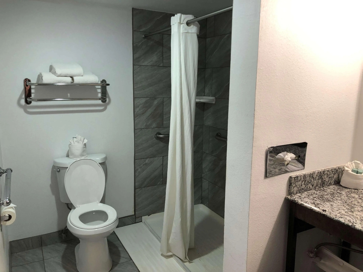 Best Western InnSuites Tucson Foothills Hotel & Suites