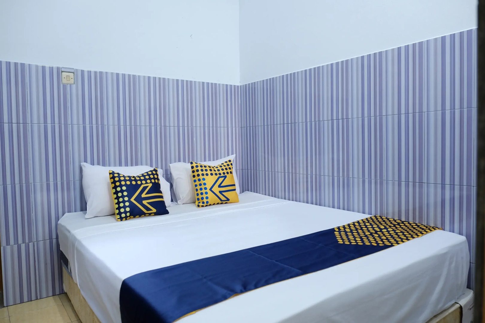 Spot On 2766 Kezia Kost