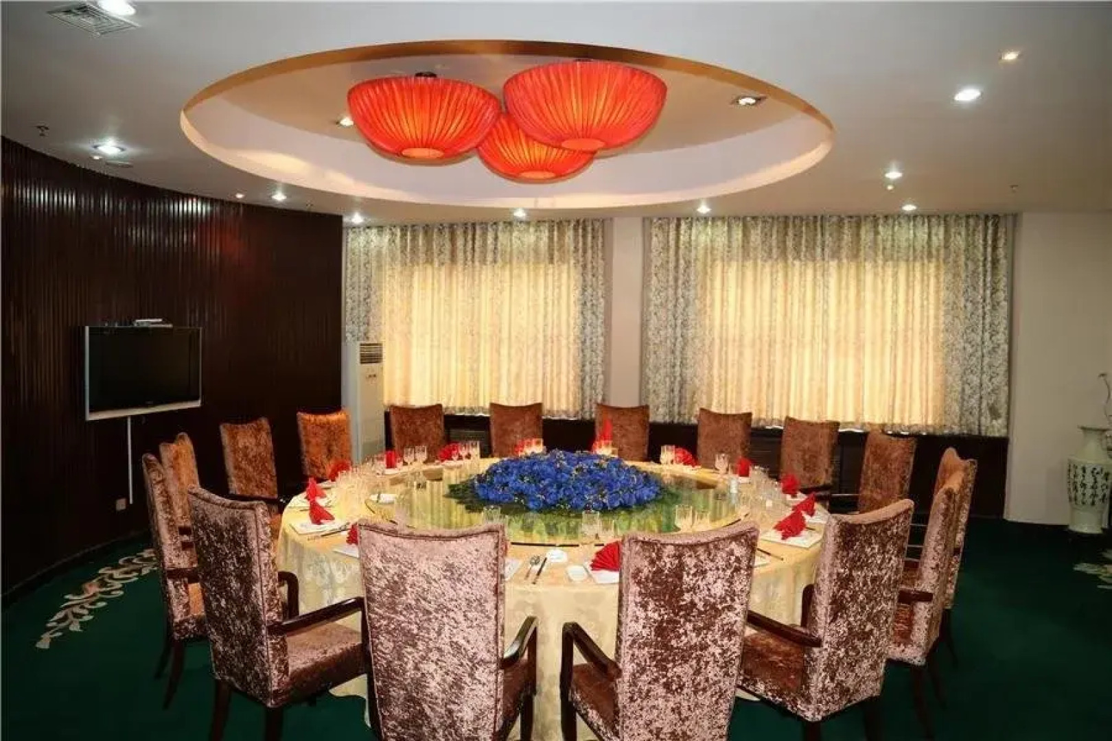 Huili Business Hotel