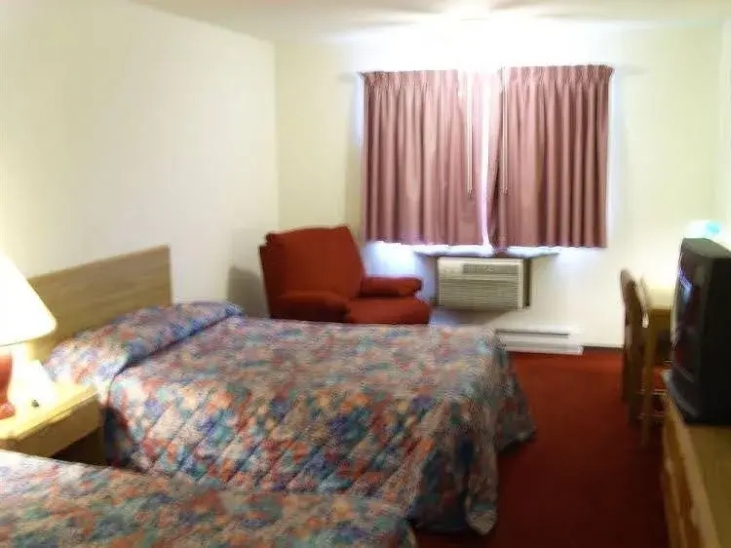 Road Star Inn Green Bay