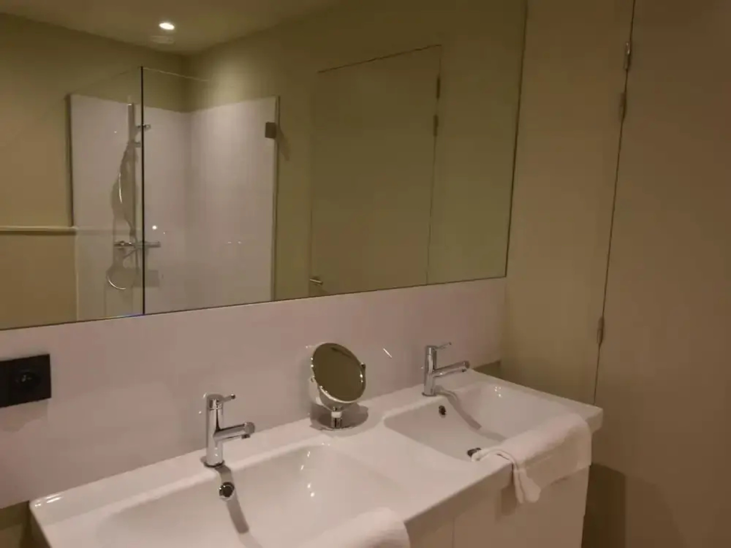 Luxurious Apartment in Nieuwpoort with Hot Tub