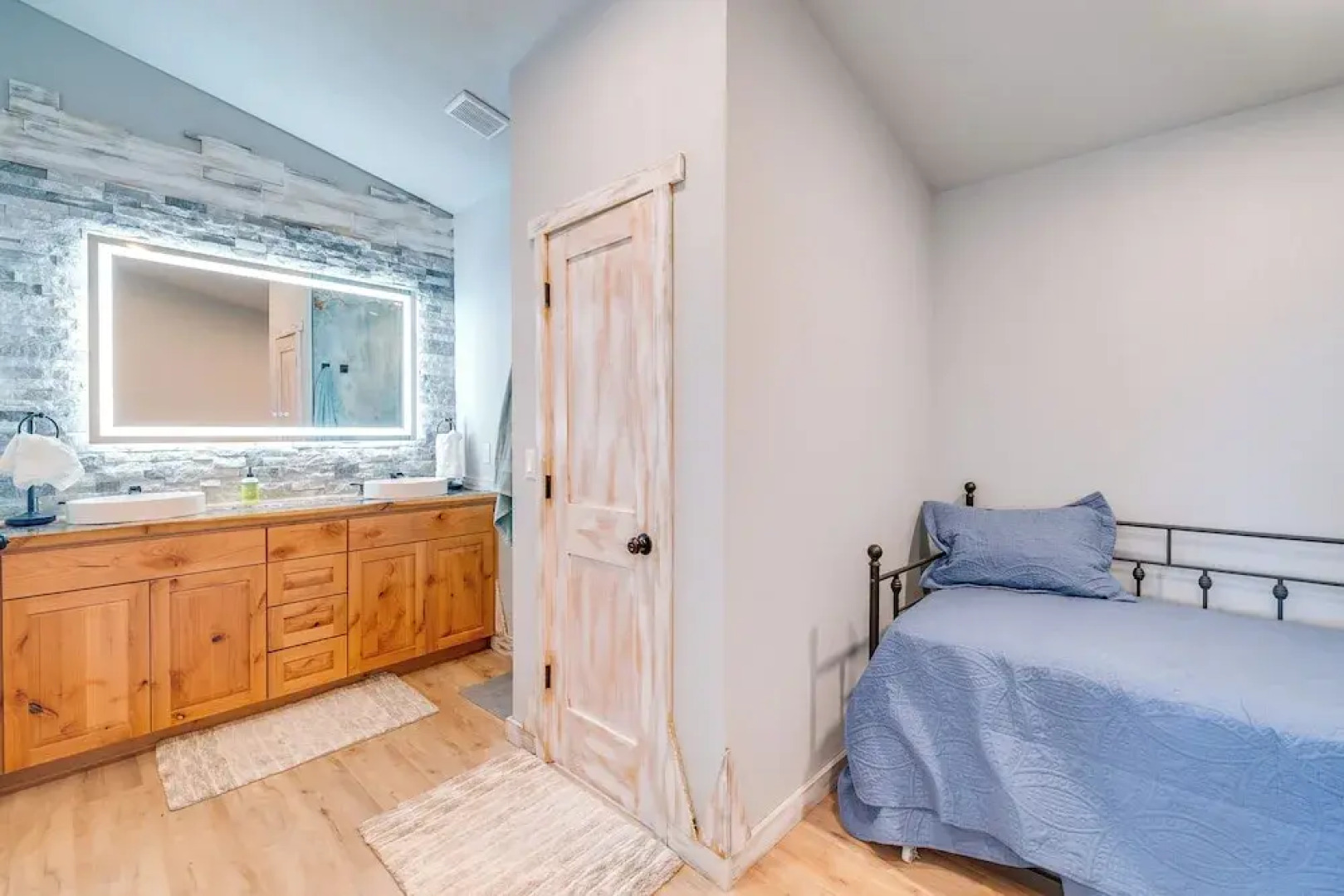 Steps to Shore: Family Beach Getaway in Westport