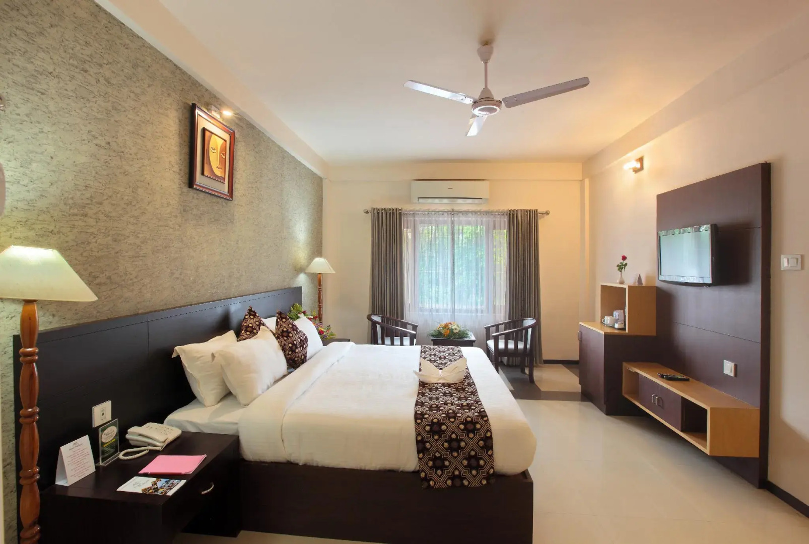 Hotel Pushpak Calicut International Airport