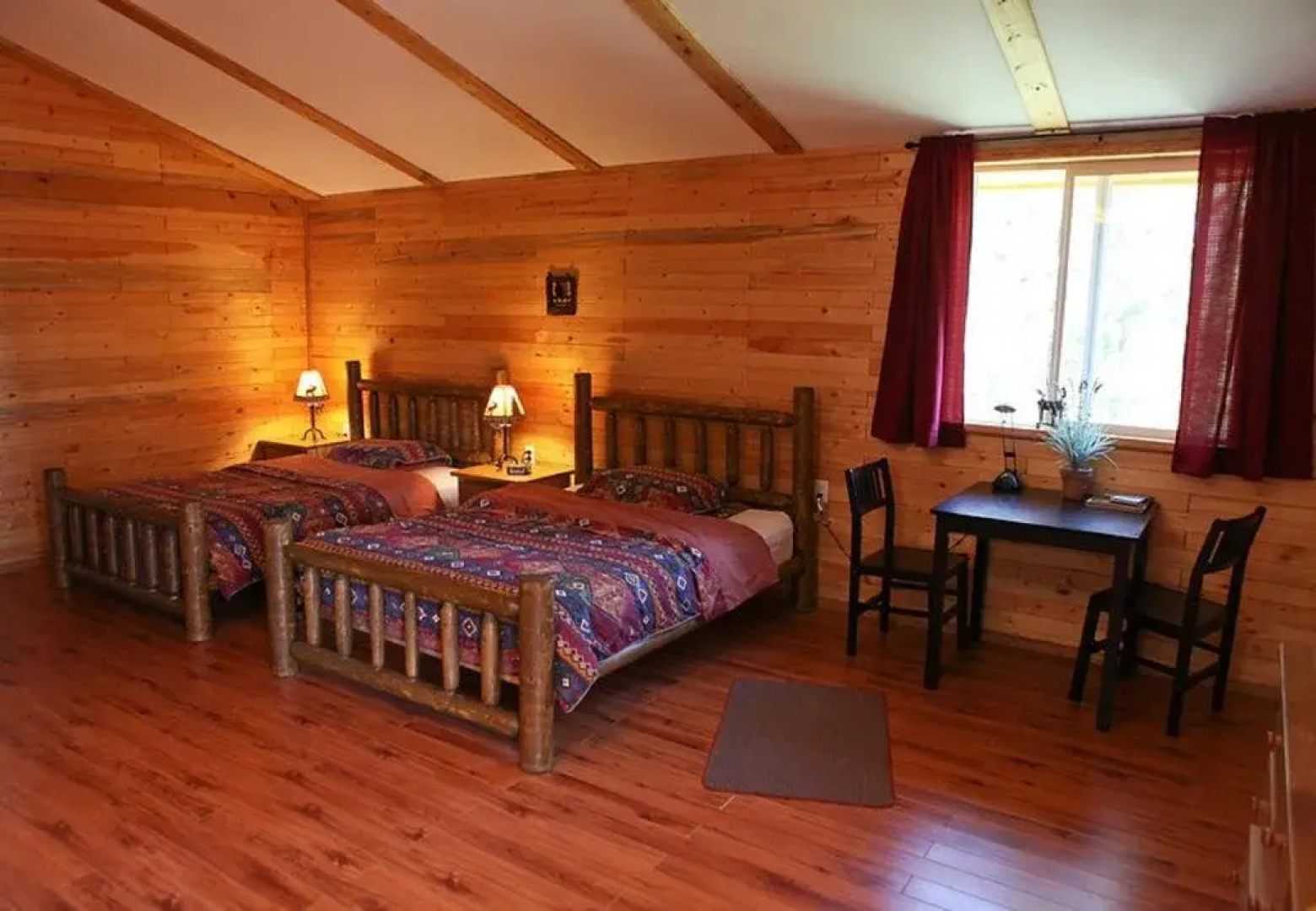 Big Creek Lodge - Working Guest Ranch