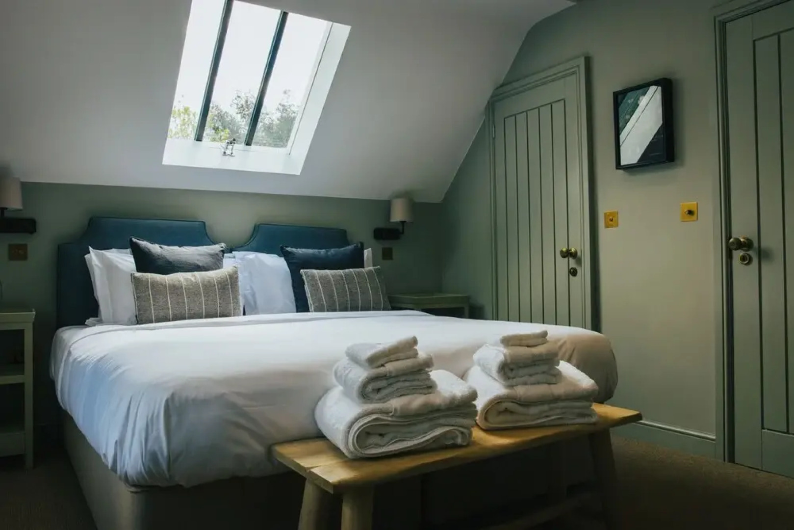 The Bottle & Glass Inn