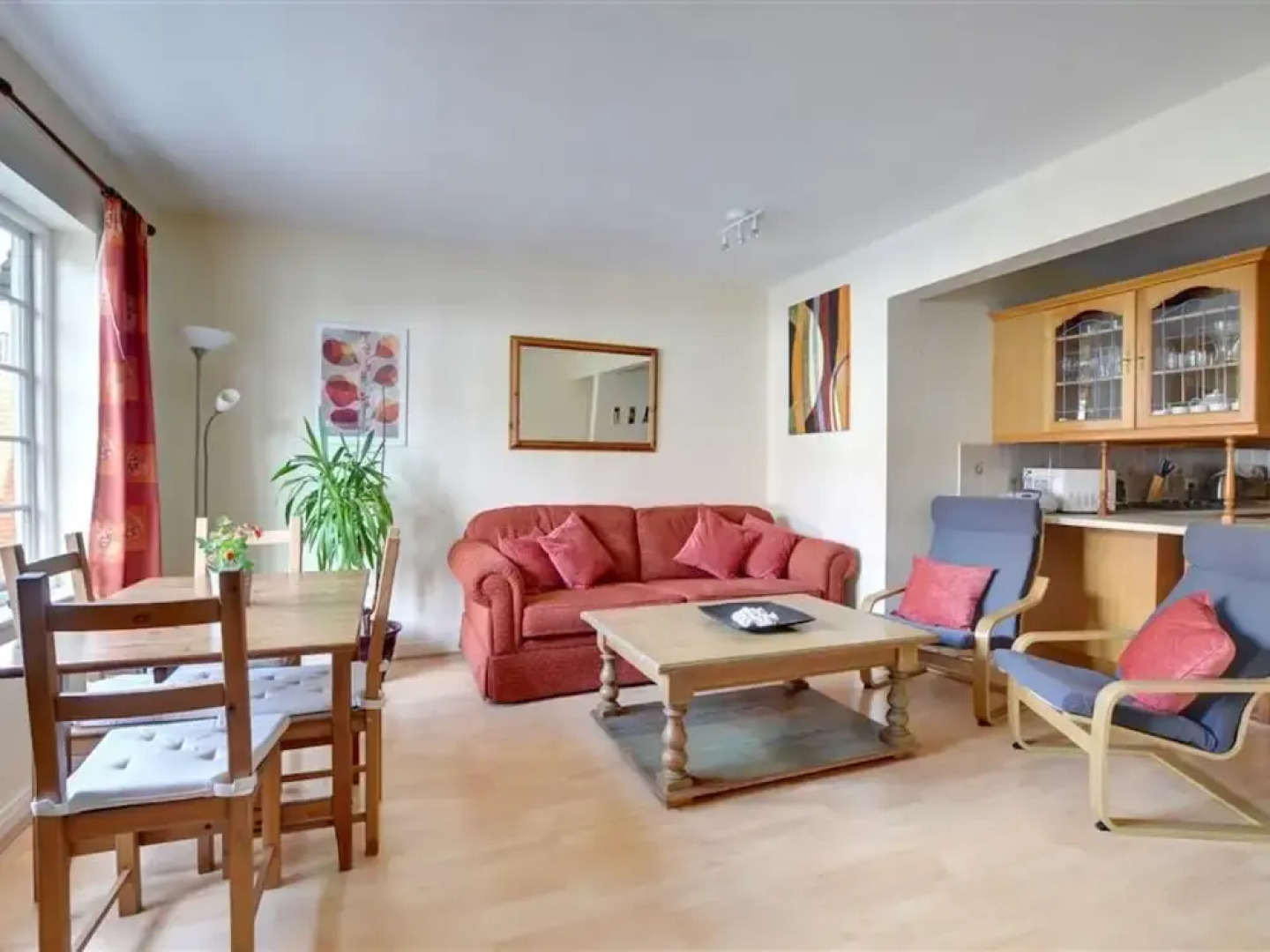 Lovely Apartment in Cranbrook With Serene View