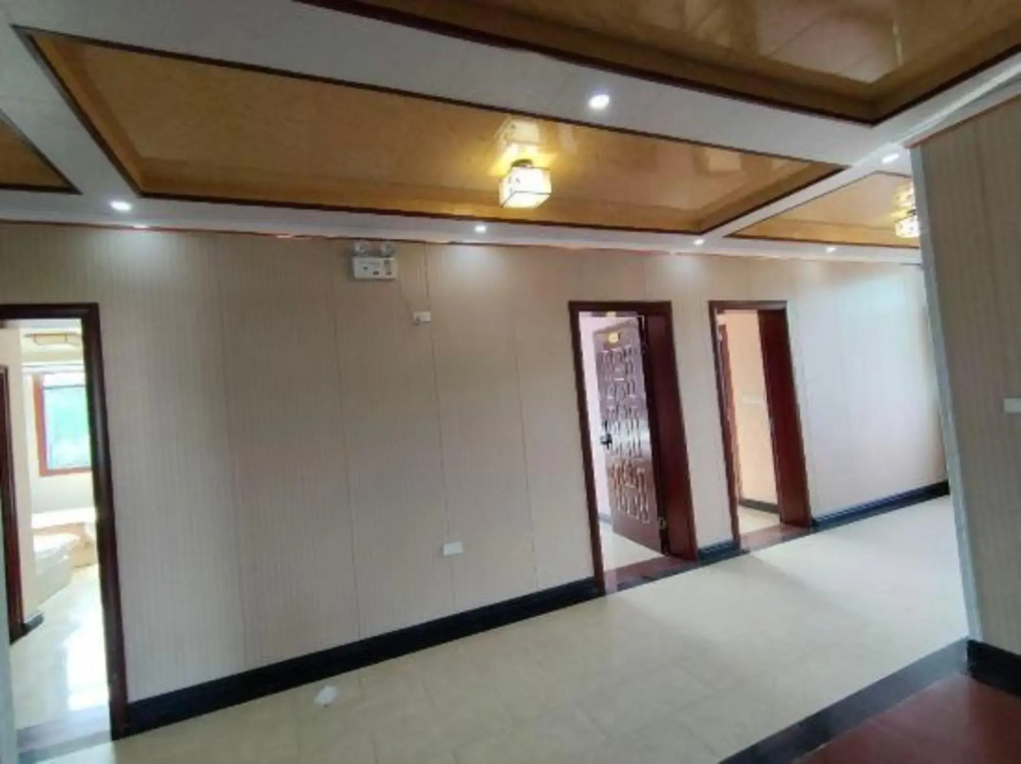 Longhushan Youjian Inn