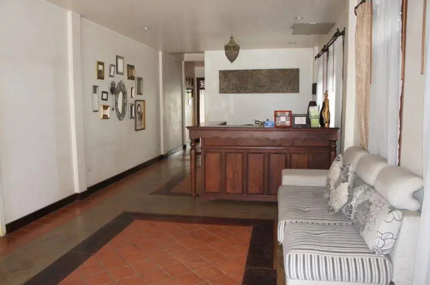 Arissara House Boutique Hotel