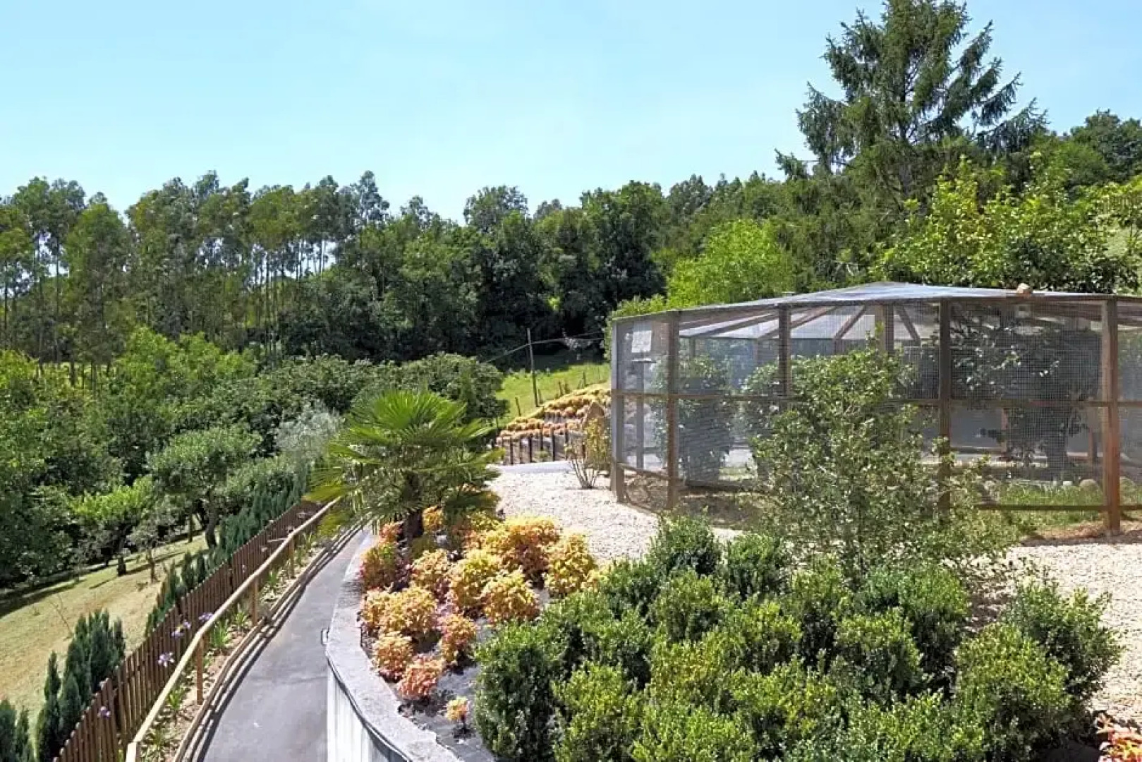 Отель Txoriene — Arrieta