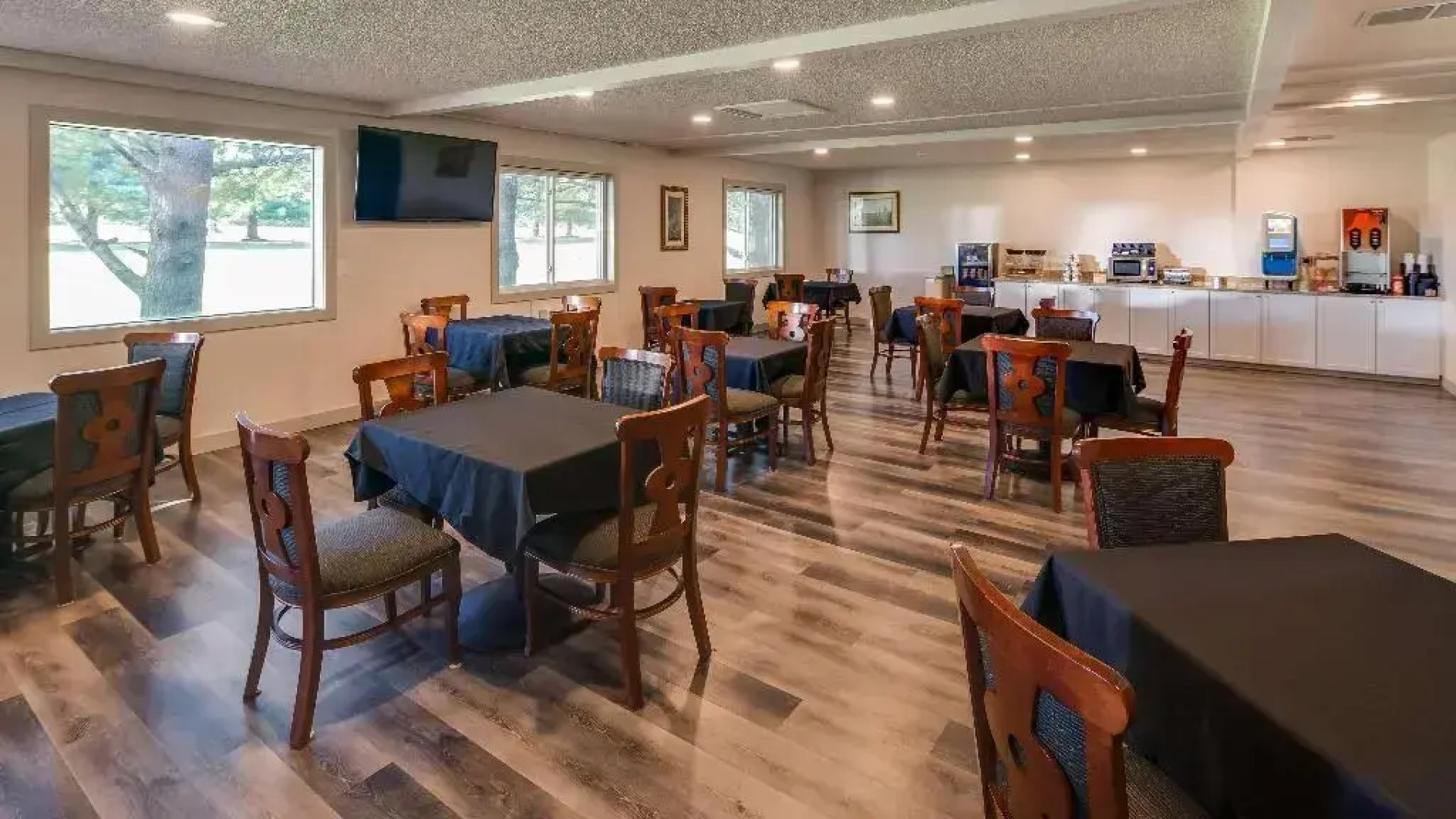 SureStay Hotel by Best Western Thomson