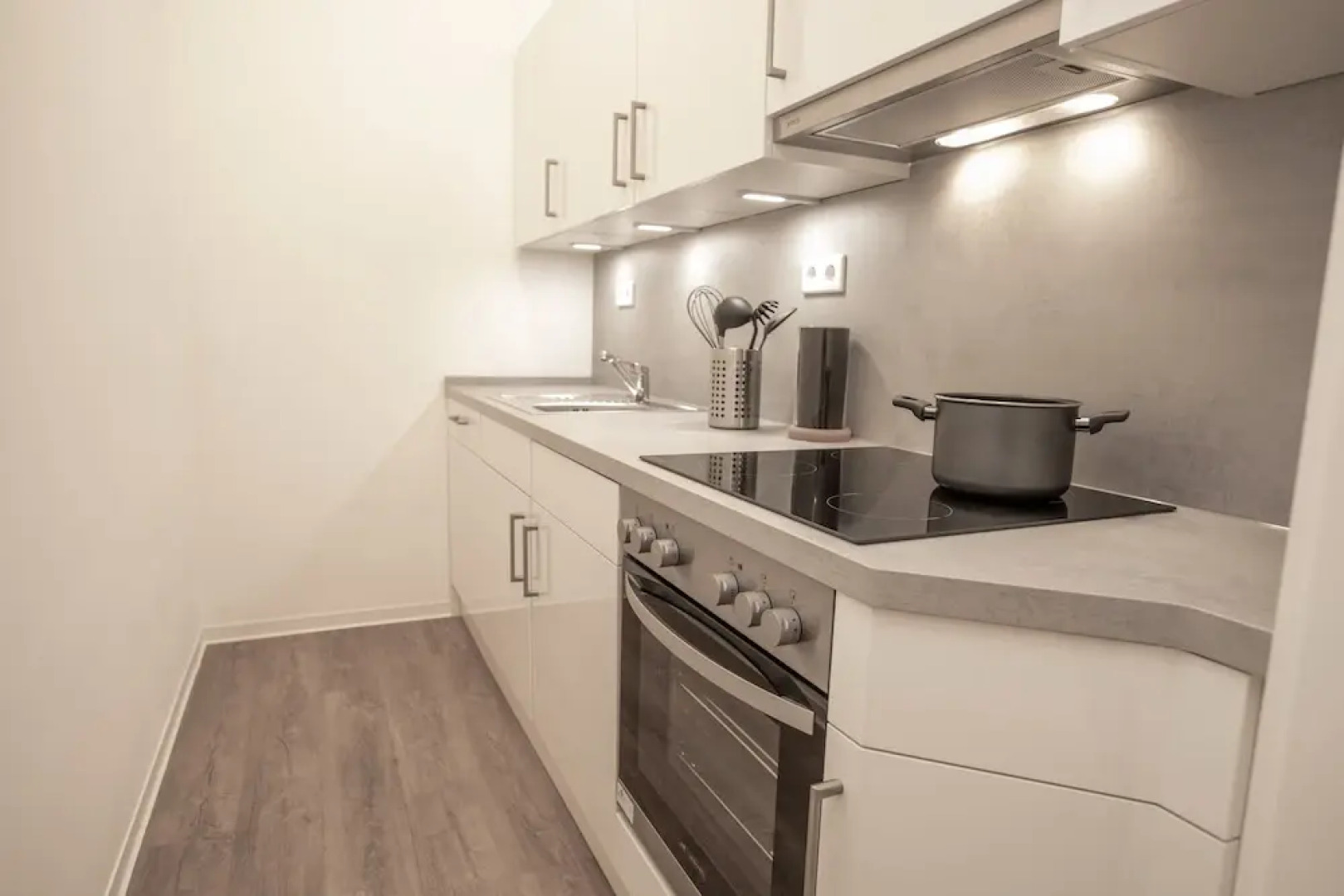 Zimmer FREI Boardinghouse