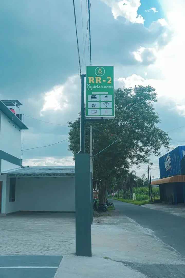 RR -2 Syariah Hotel SLG