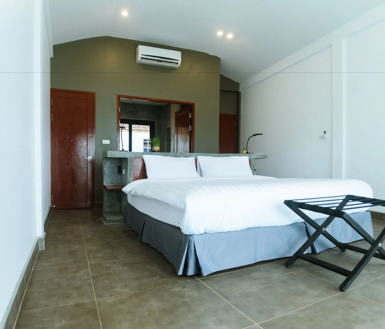 Sanctuary Nam Ngum Beach Resort