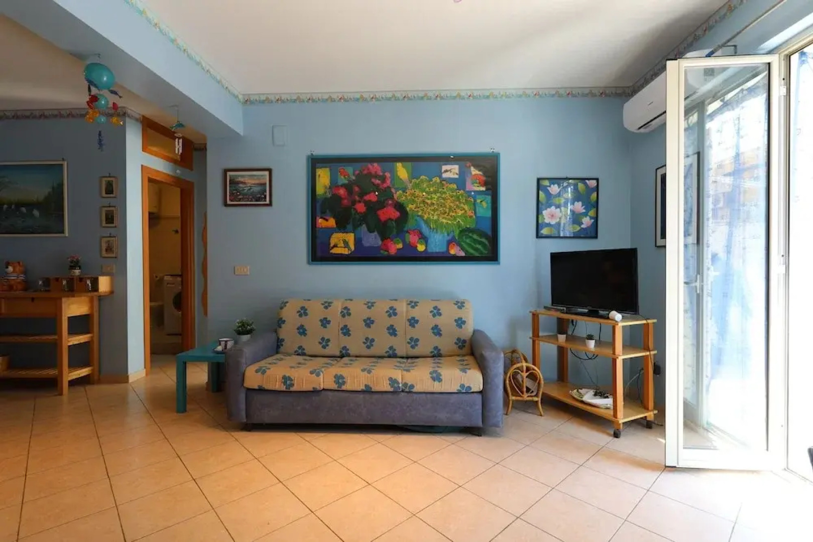 Letojanni Seaside Apartment With Balcony