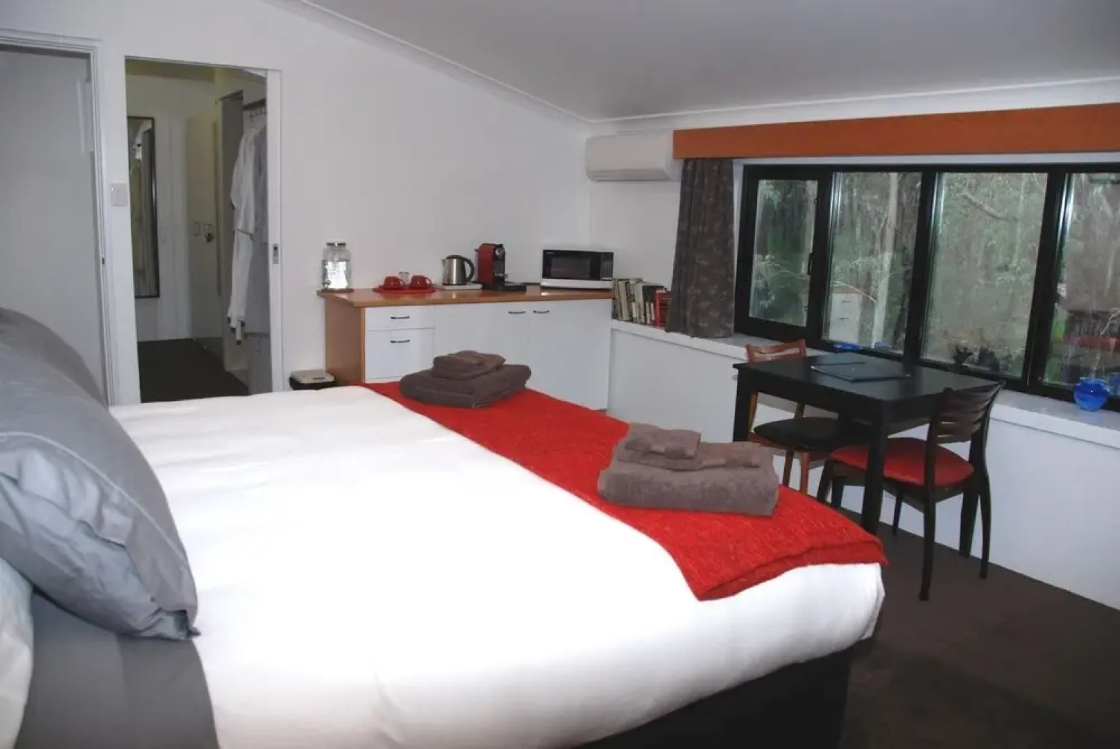 Carinyah Retreat Bed & Breakfast