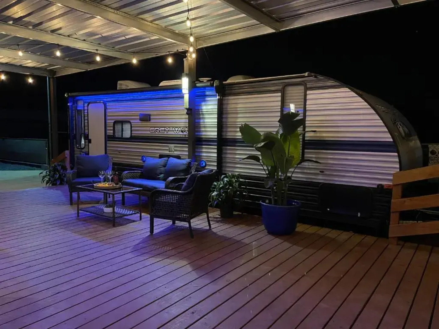 Paseo Isamar Campers