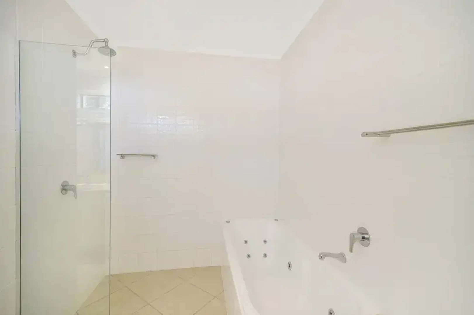 Kari 3 - 3/7 Peregian Esplanade