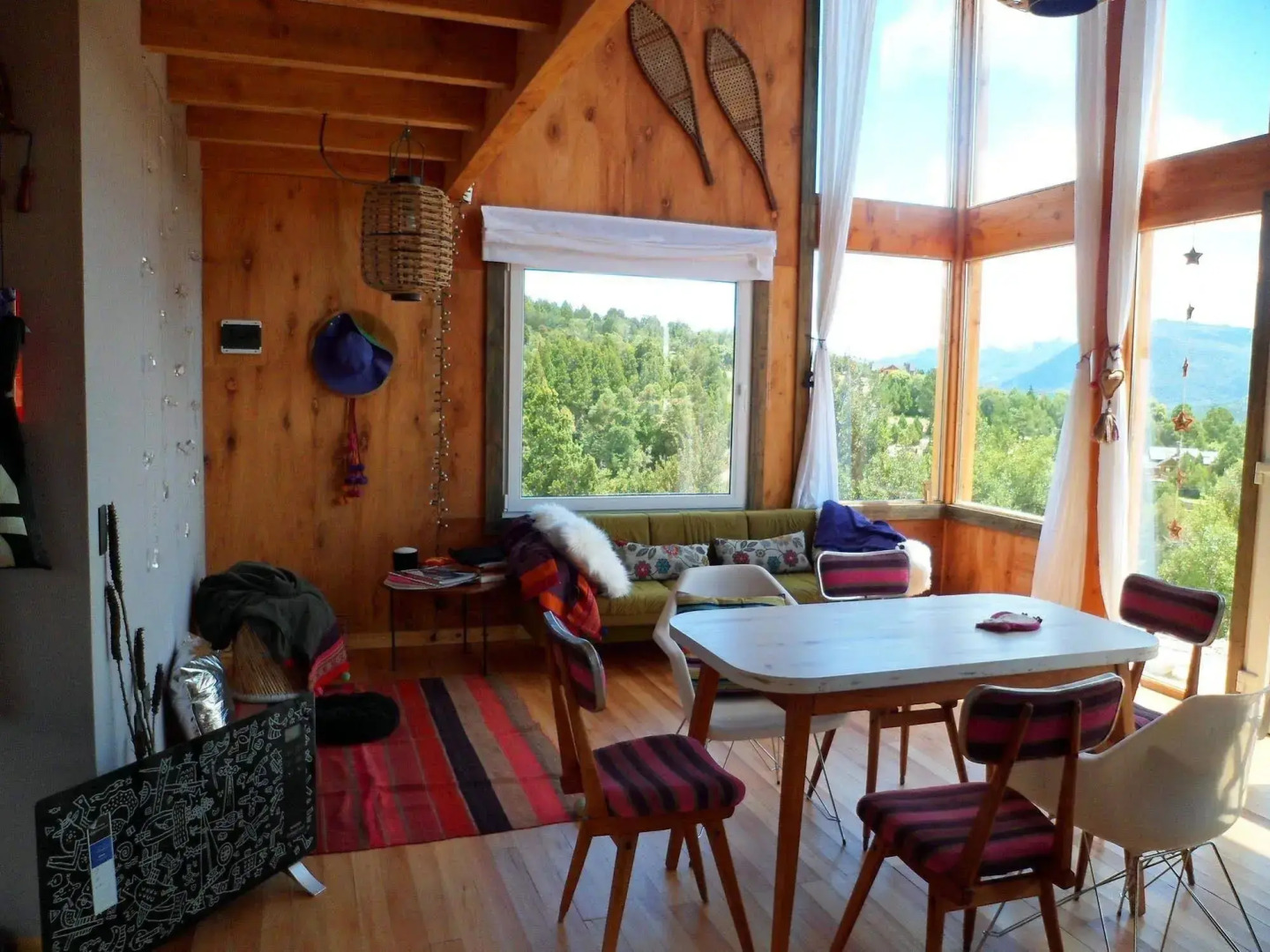 Un Vistón Modern Mountain Home