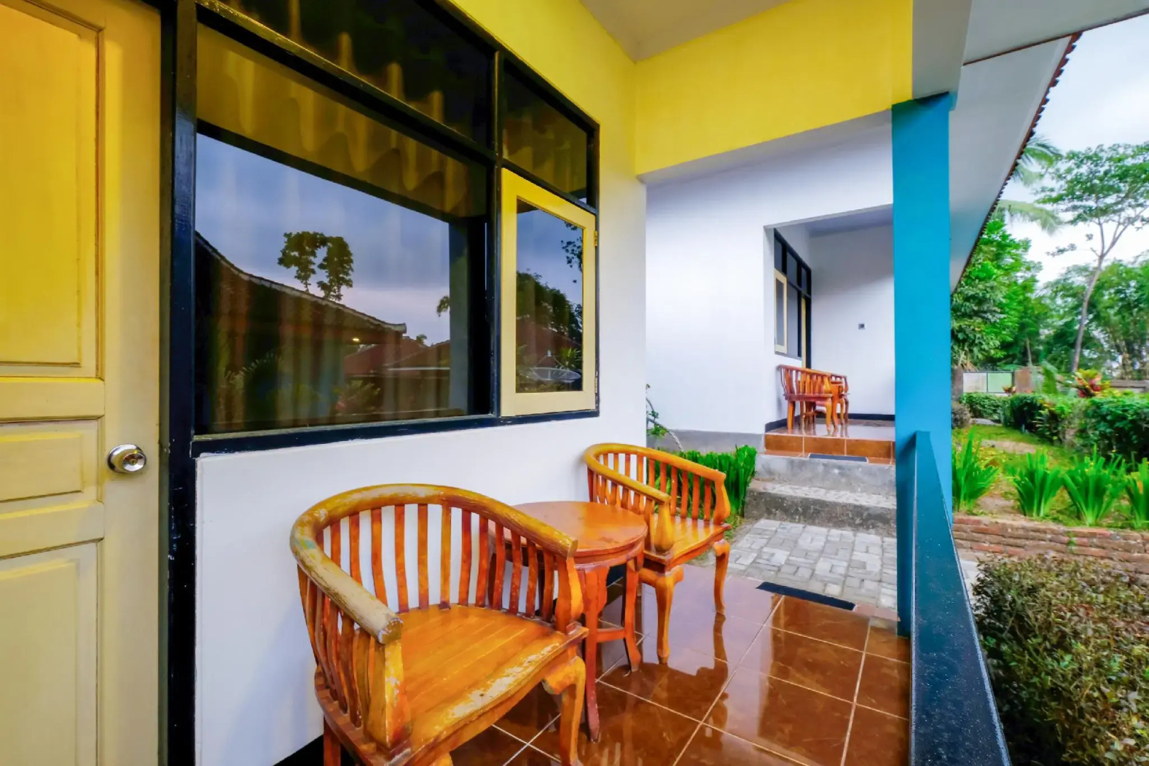 OYO 1835 Surya Mandalika Hotel