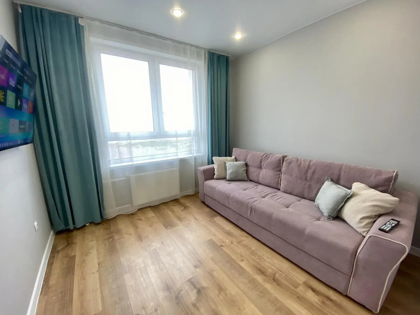 Апартаменты на улице Сергея Джанбровского 9