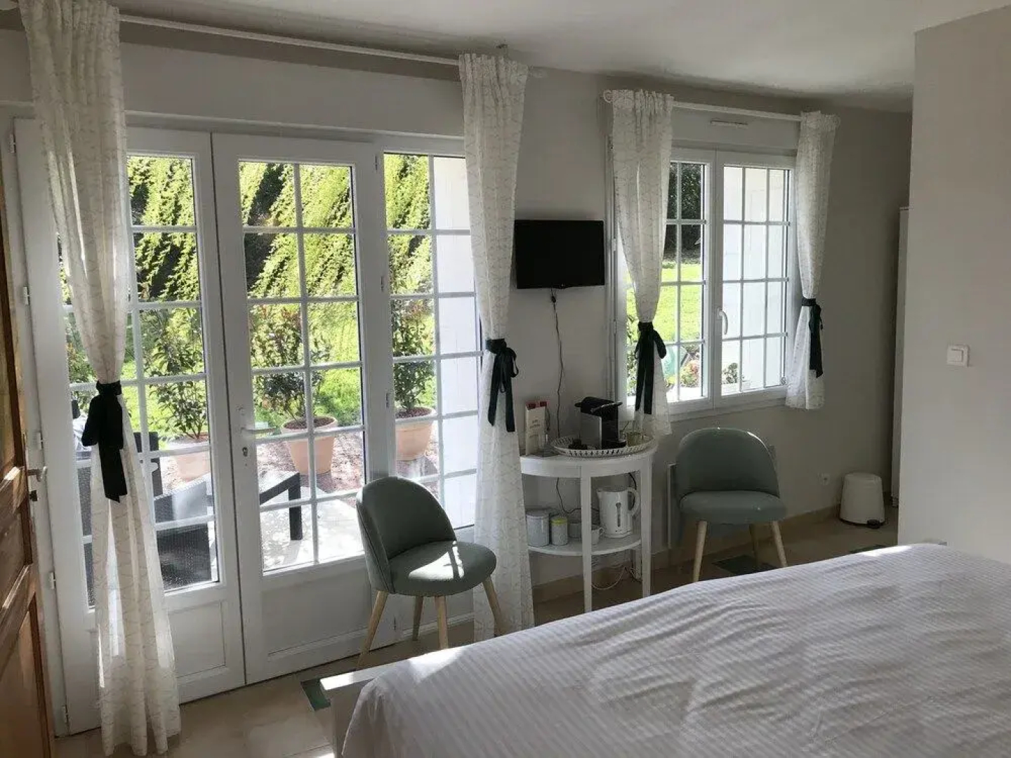 Sans Souci Bed and Breakfast with Restaurant