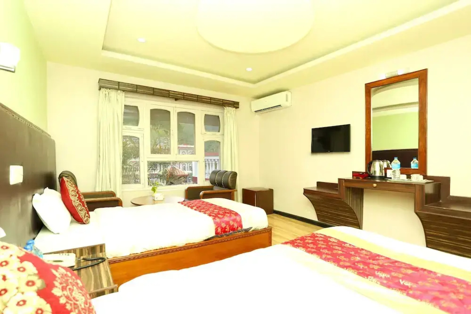 OYO 502 Avocado Orchid Resort