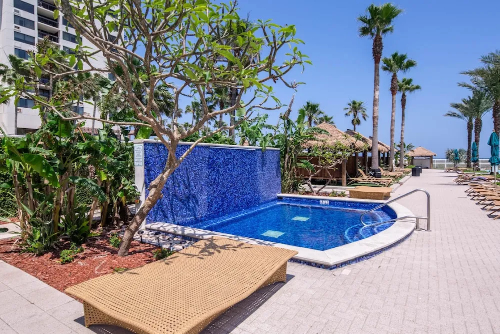 Sapphire Condominiums