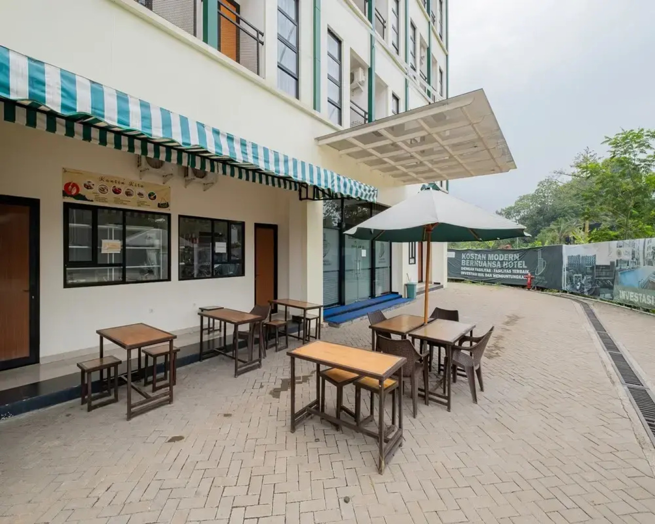 RedLiving Syariah Apartemen MKostel - Tower A1 Kencana Loka