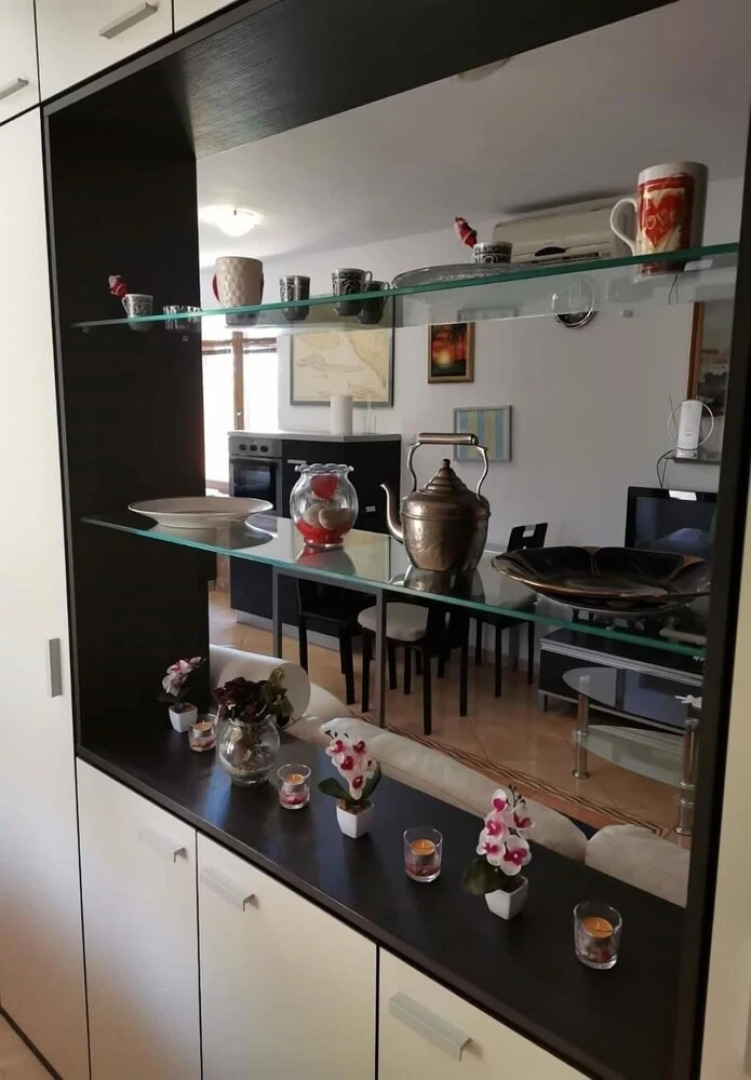 Niksi - With Pool - H