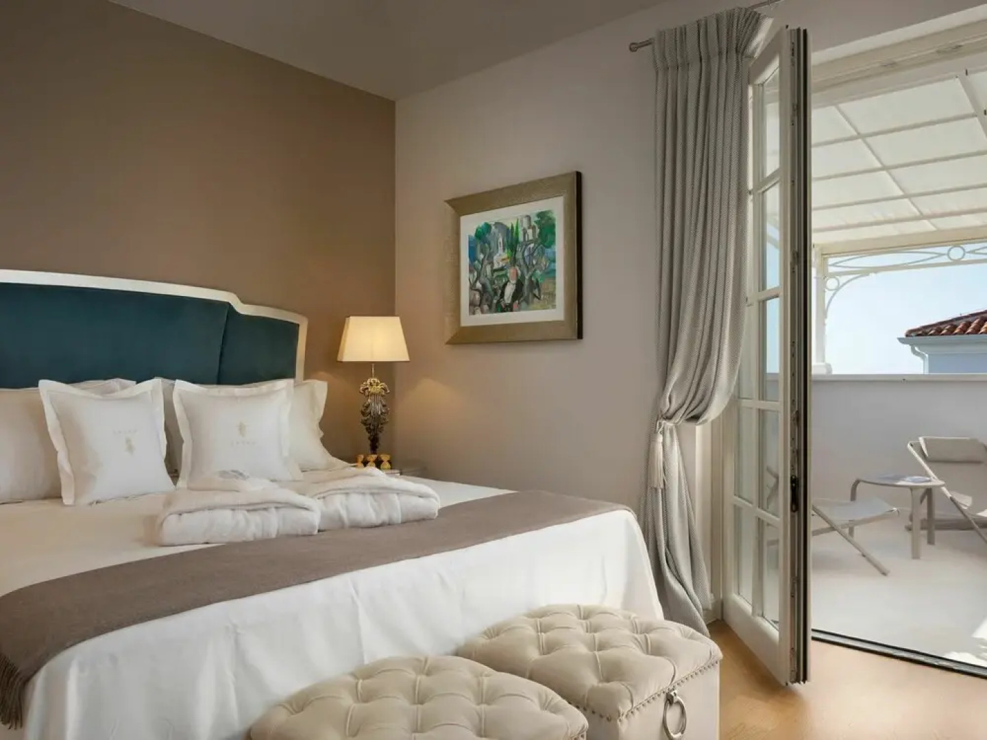 Lavish Villa in Vabriga With Picturesque Views & Pool