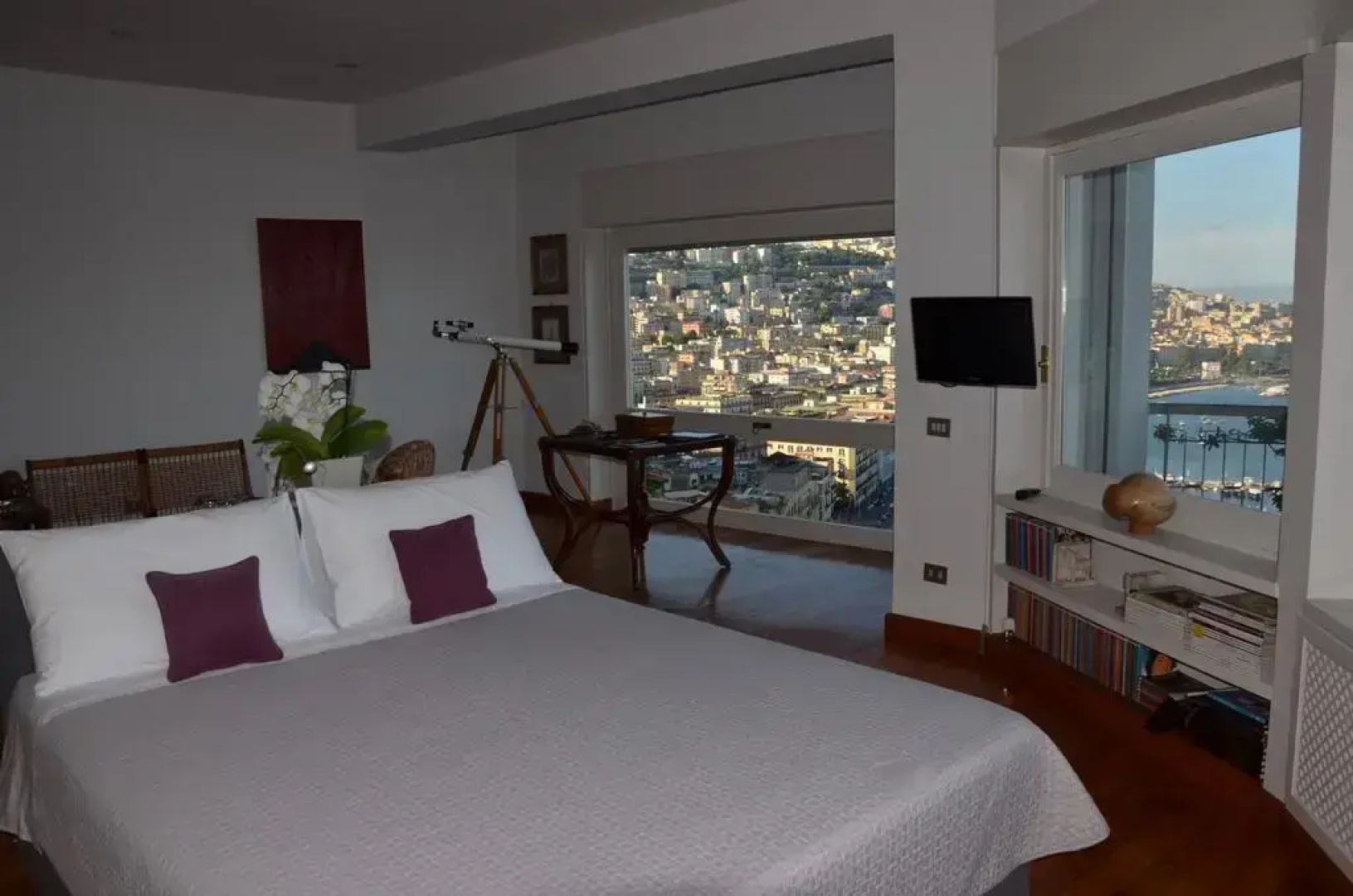 Suite 52