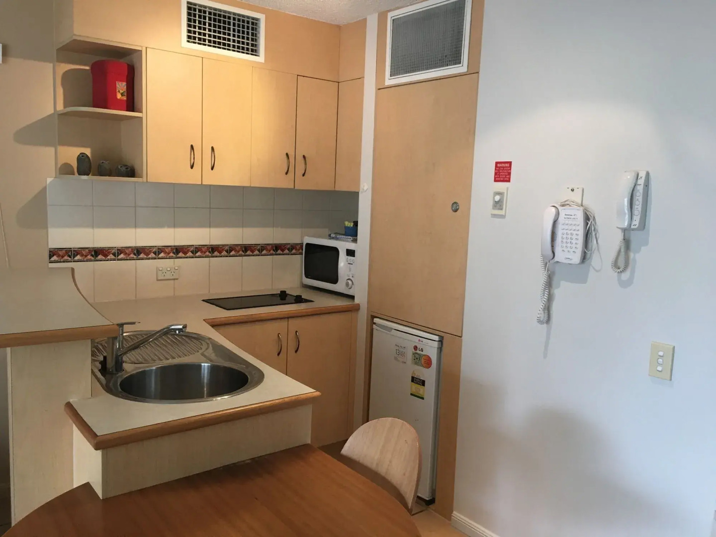 Grand Palais Boolarong Beachside Resort