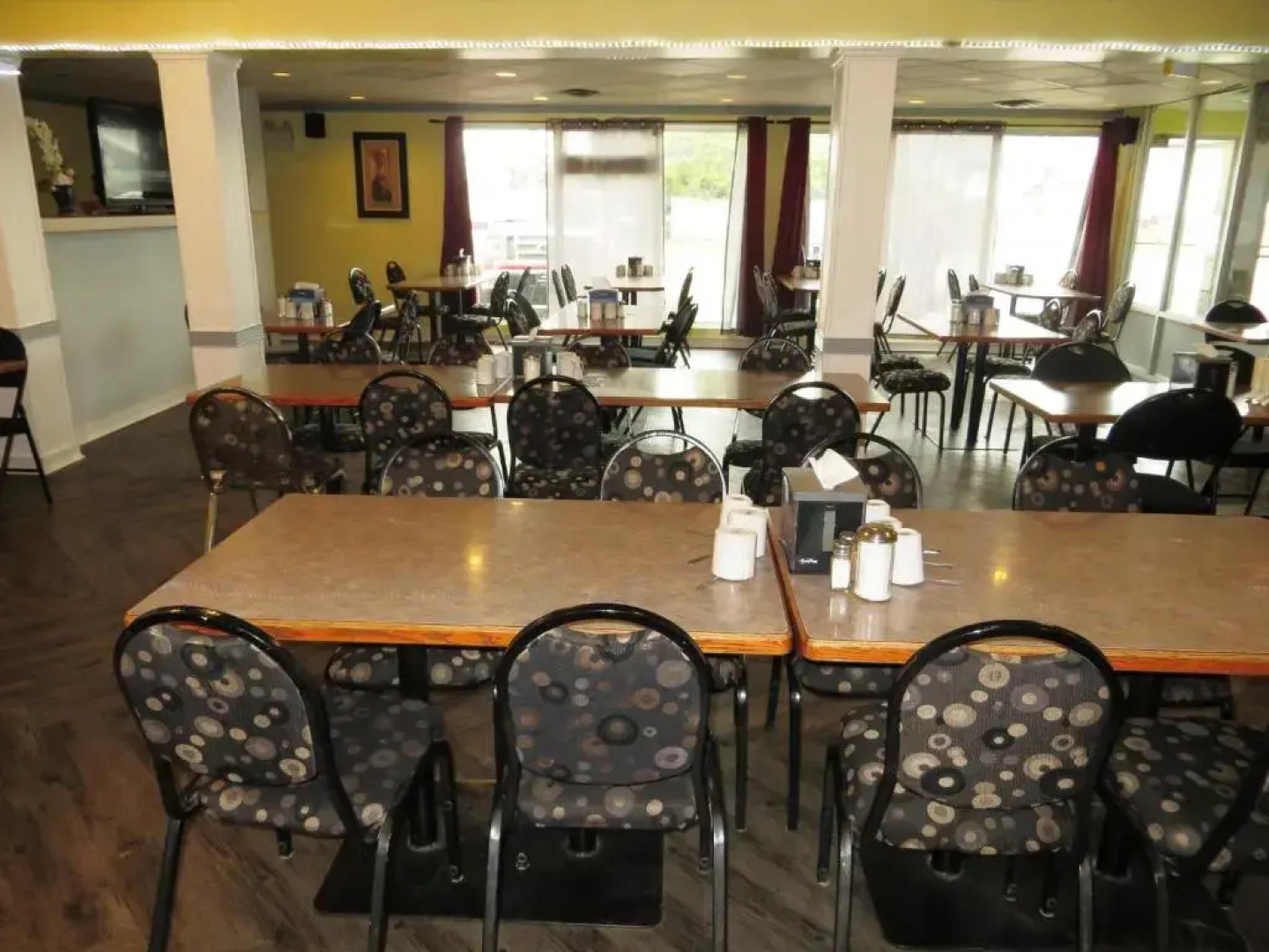 Macklin Motor Inn