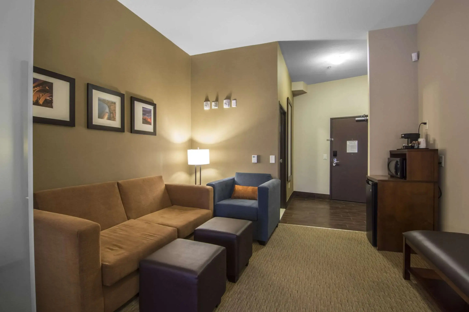 Comfort Suites Saskatoon