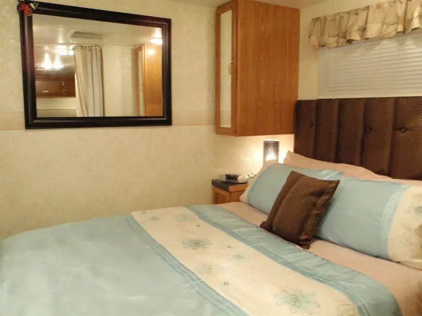 Purple-der House Accommodation