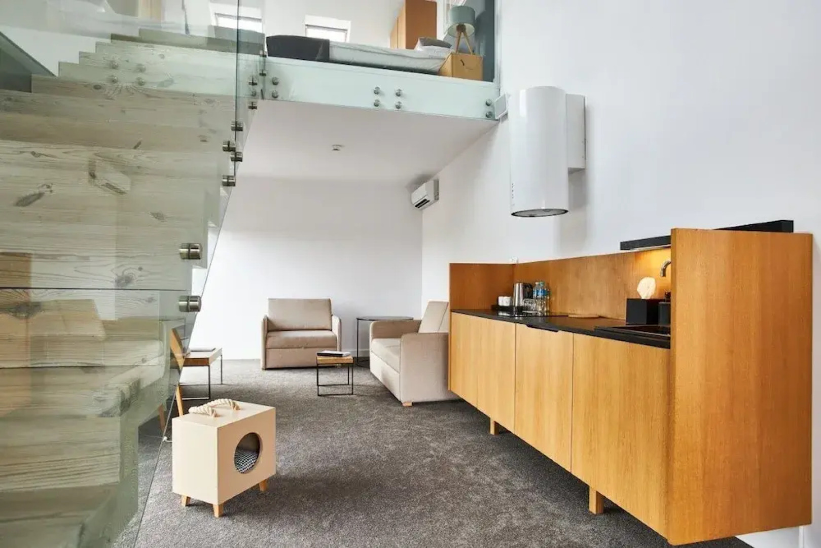 Pałac i Folwark Łochów