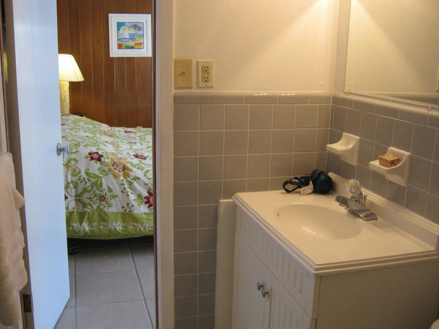 The Holiday Court Villas and Suites