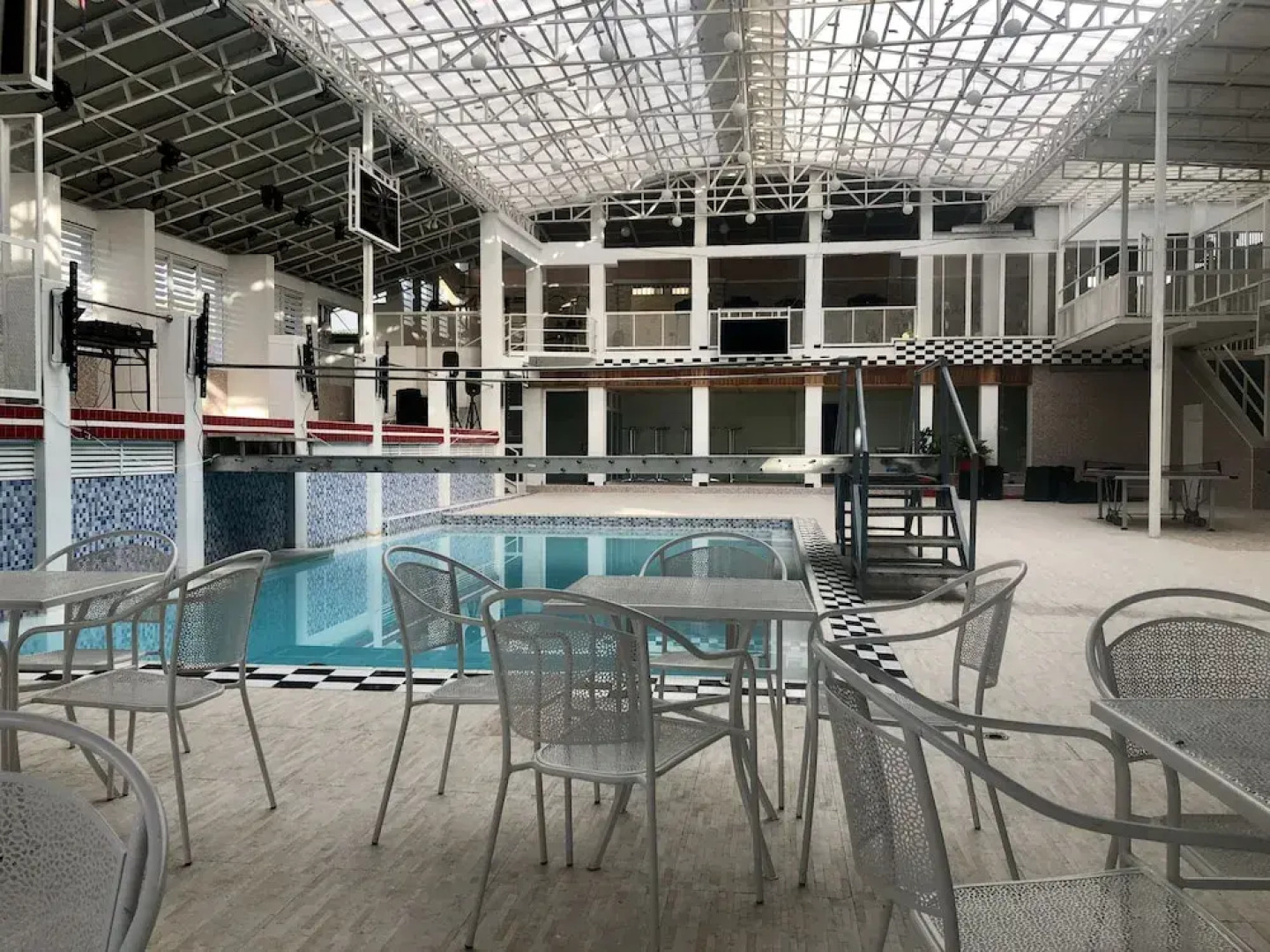 Auber Cayes Guest House