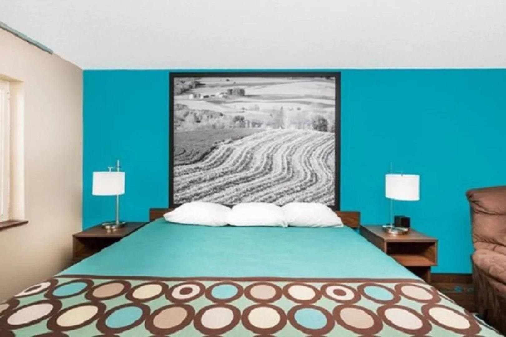 Super 8 By Wyndham Spencer