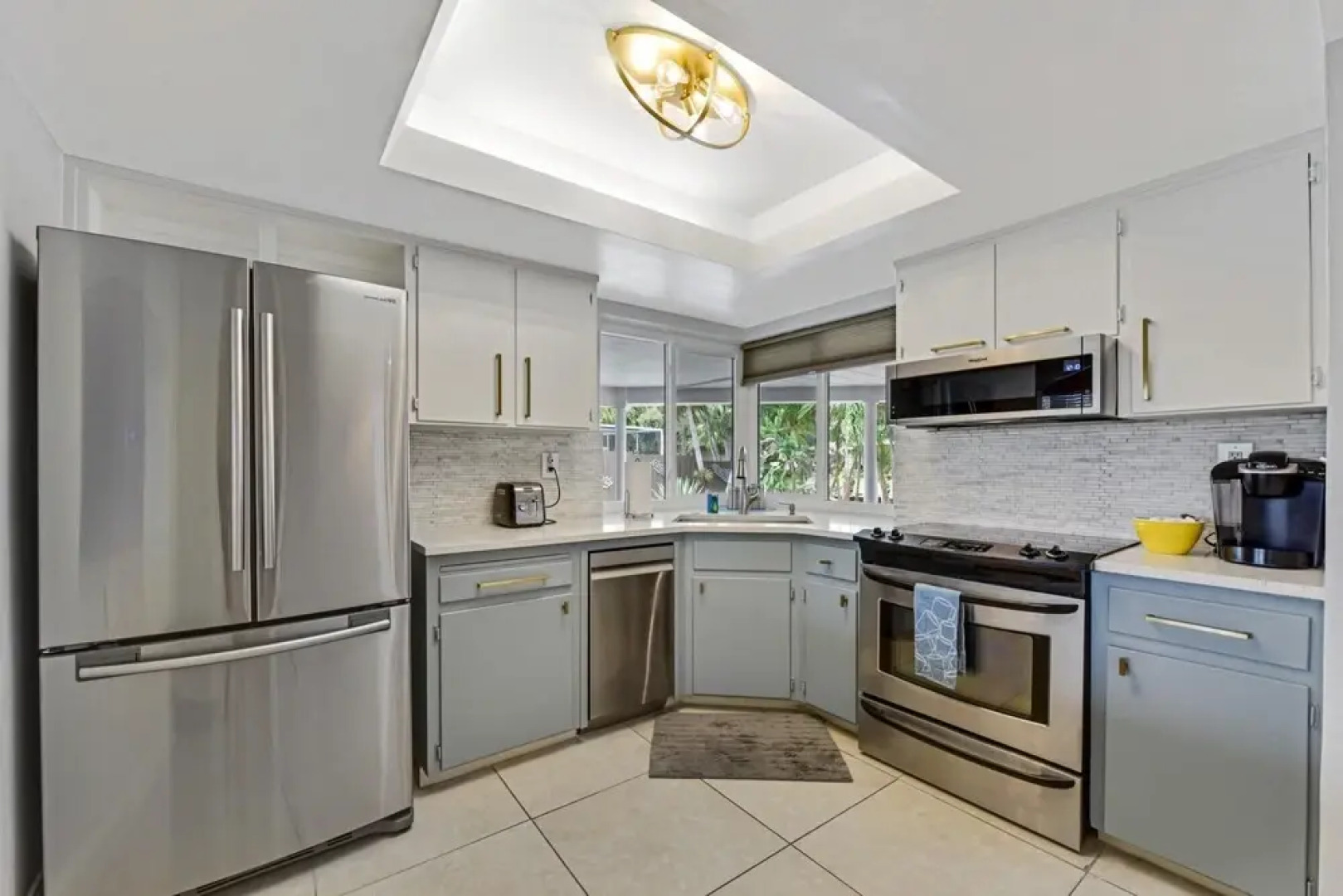 Private pool and canal home with Office space