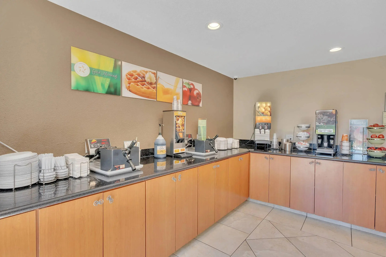 Quality Inn near Six Flags Discovery Kingdom - Napa Valley