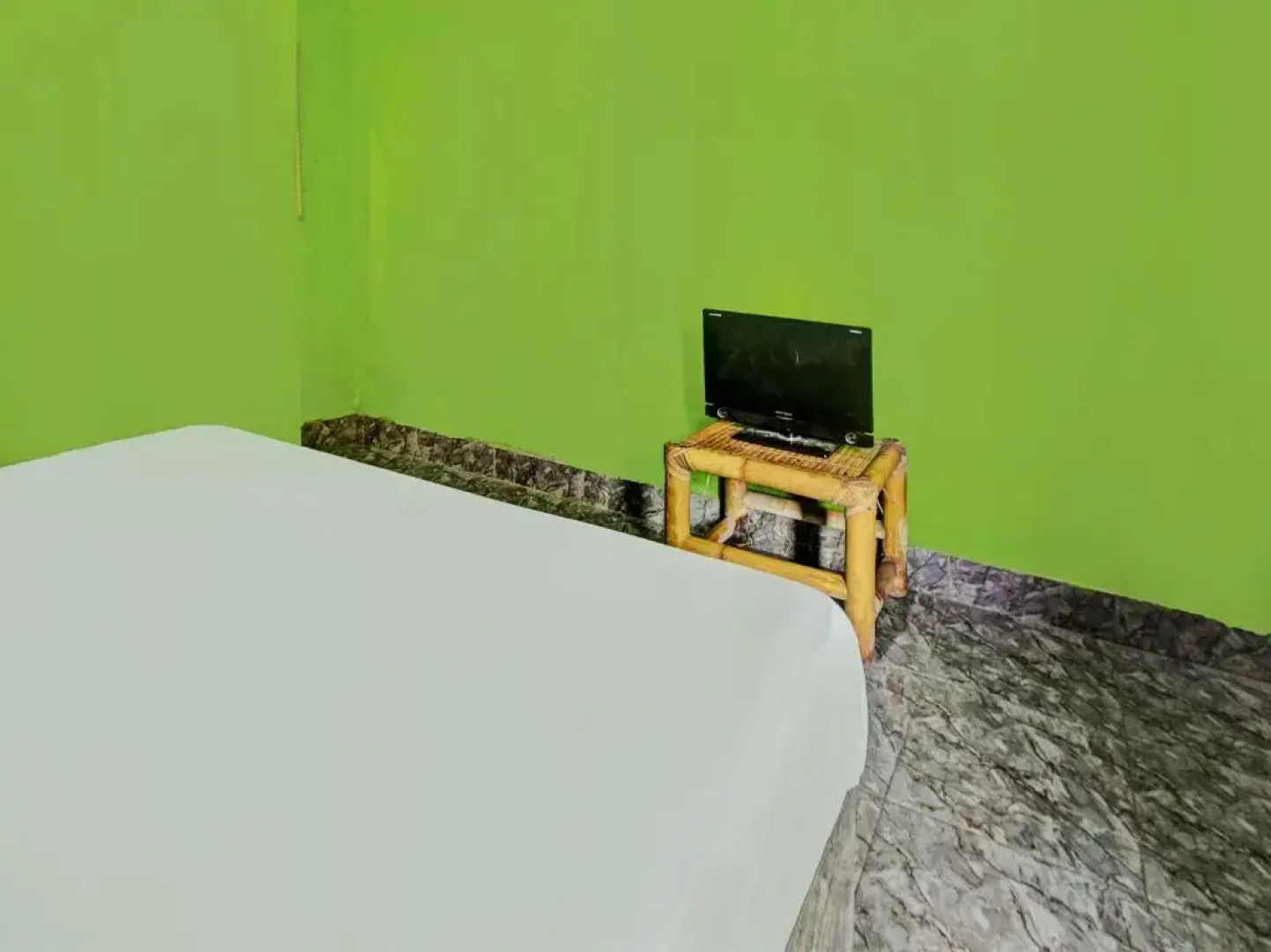 Hotel O Ashooy HomestayNearWisata Desa sedau