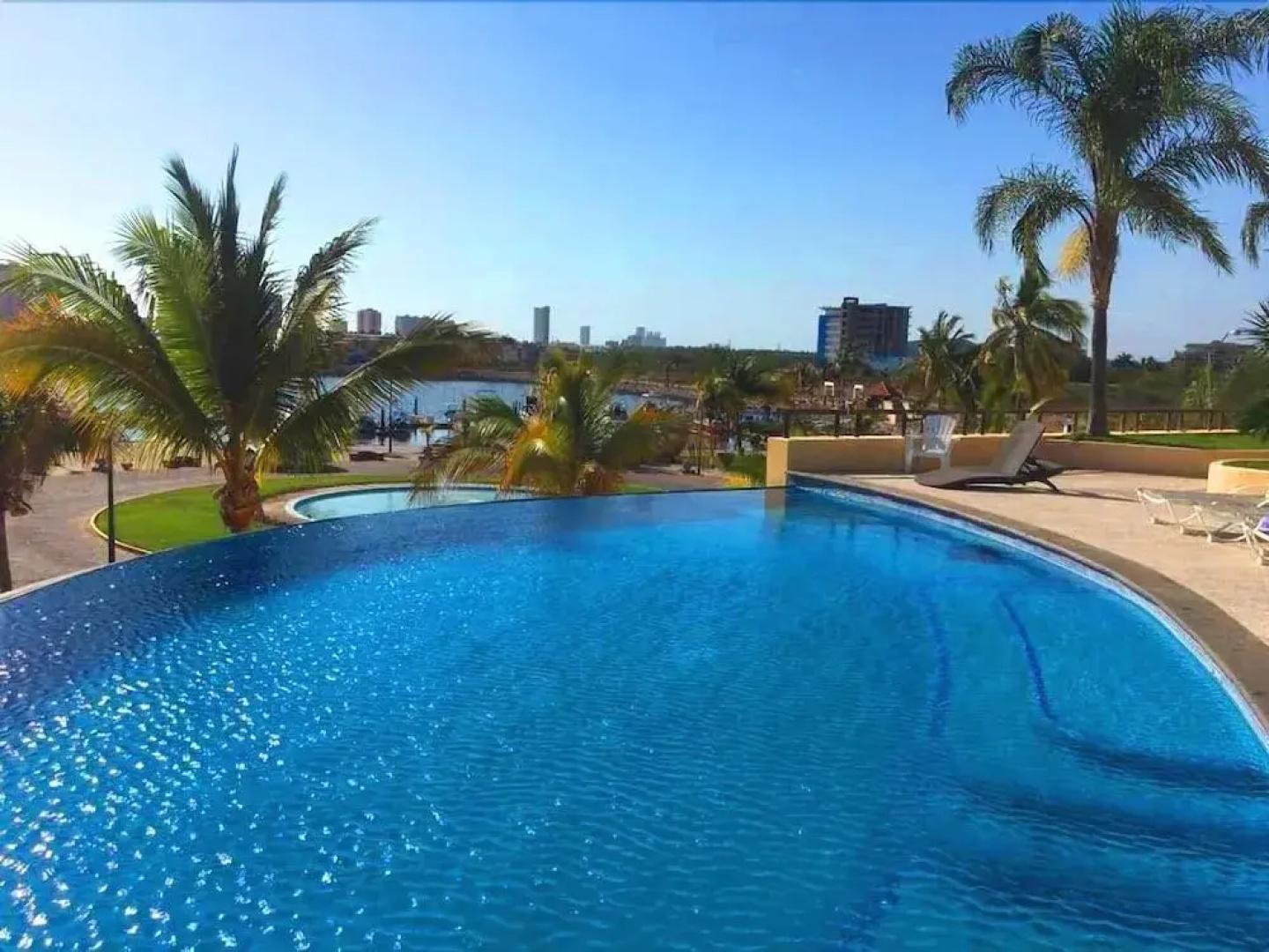 Condo Punta M  by Villas HK28