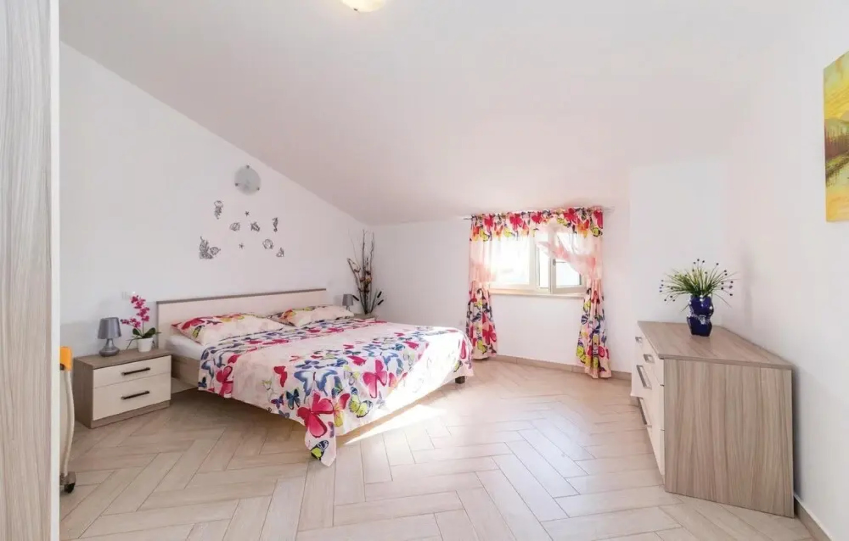 Awesome Home in Vodnjan With Wifi and 6 Bedrooms