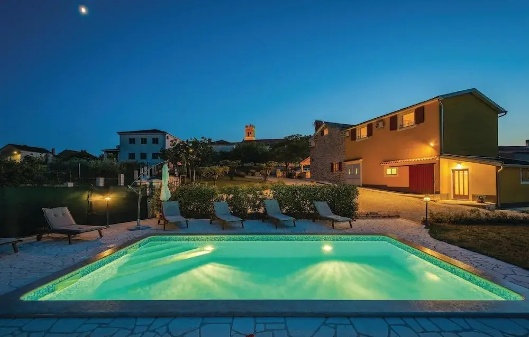 Nice Home in Nova Vas With 4 Bedrooms, Wifi and Outdoor Swimming Pool