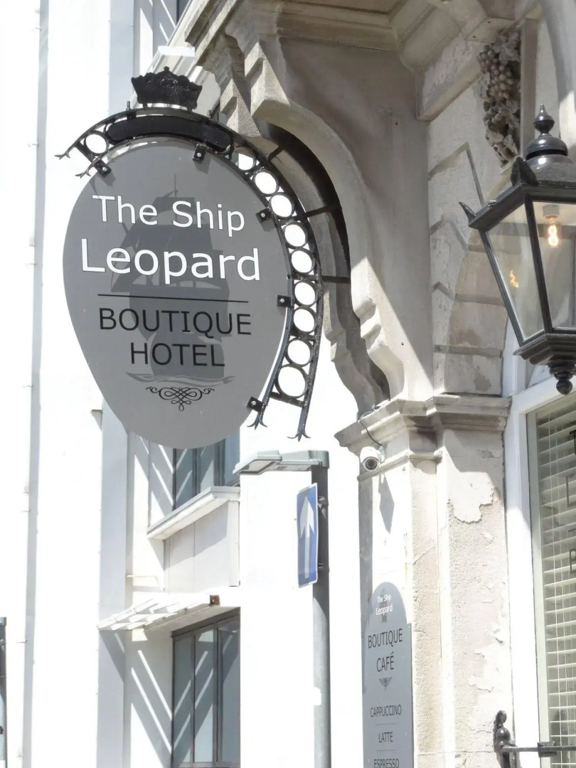 Ship Leopard Hotel – No Children