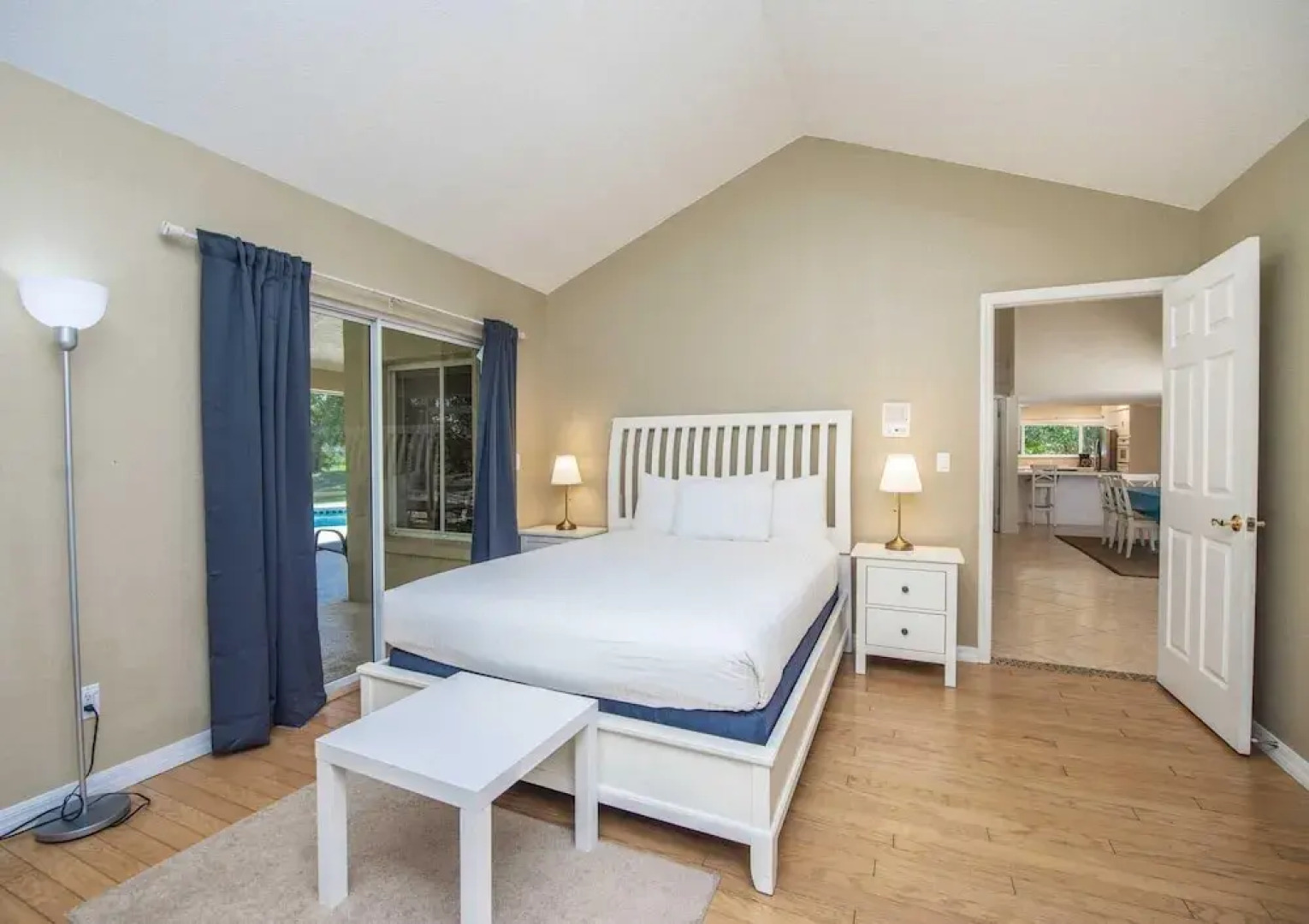 Swiss 65 - Lake Denise