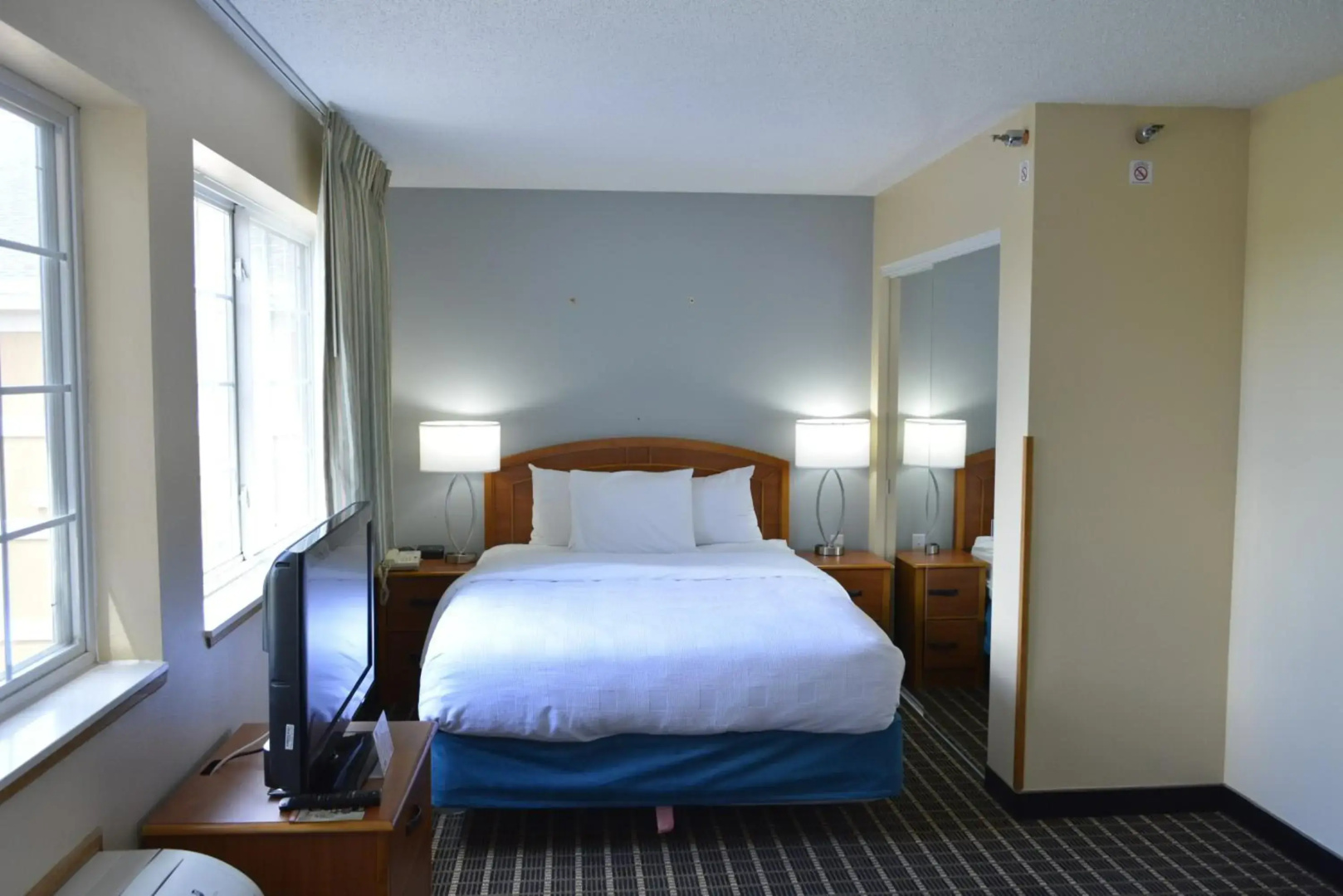 MainStay Suites Dubuque at Hwy 20