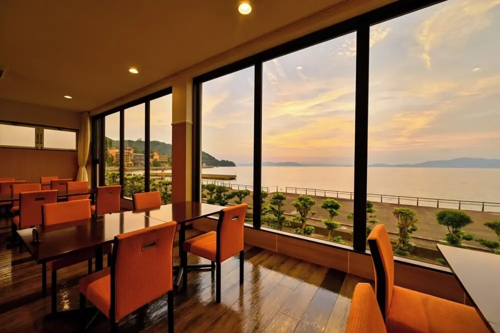 Yunoko Umi to Yuyake